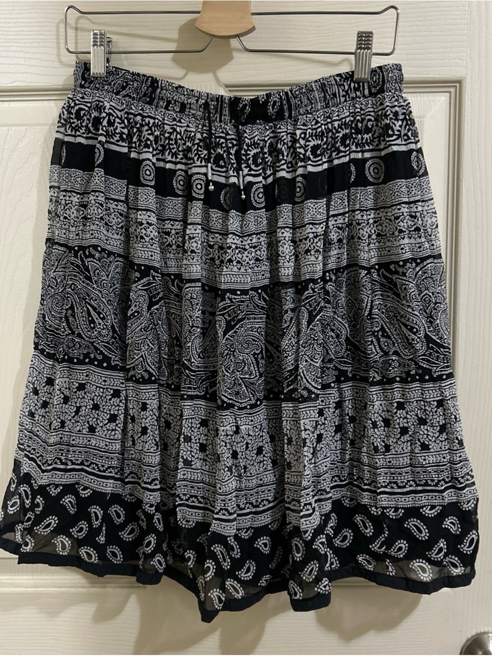 Vintage Ralph Lauren Black and White Paisley Bandanna Silk Skirt Size Small